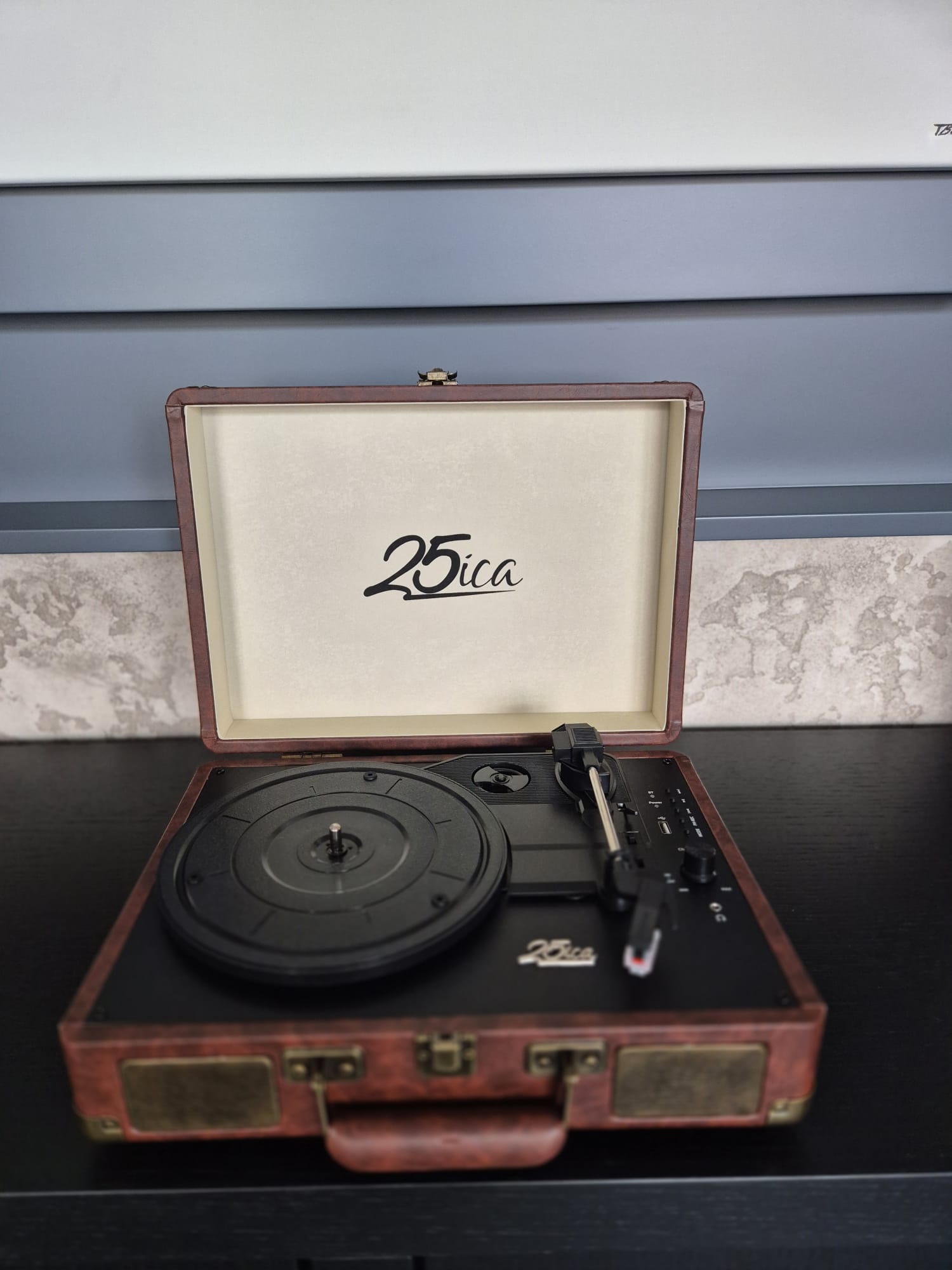 Željko Vasić dočekao 25-icu 6 IMG 20251202 WA0018