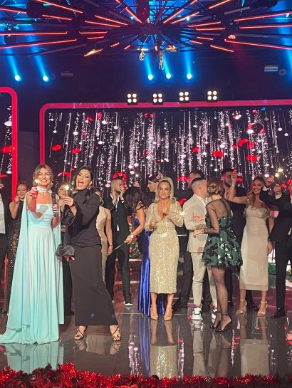 Zvezda Granda uhvaćena u ludom provodu sa voditeljkom 12 IMG 20251209 WA0041