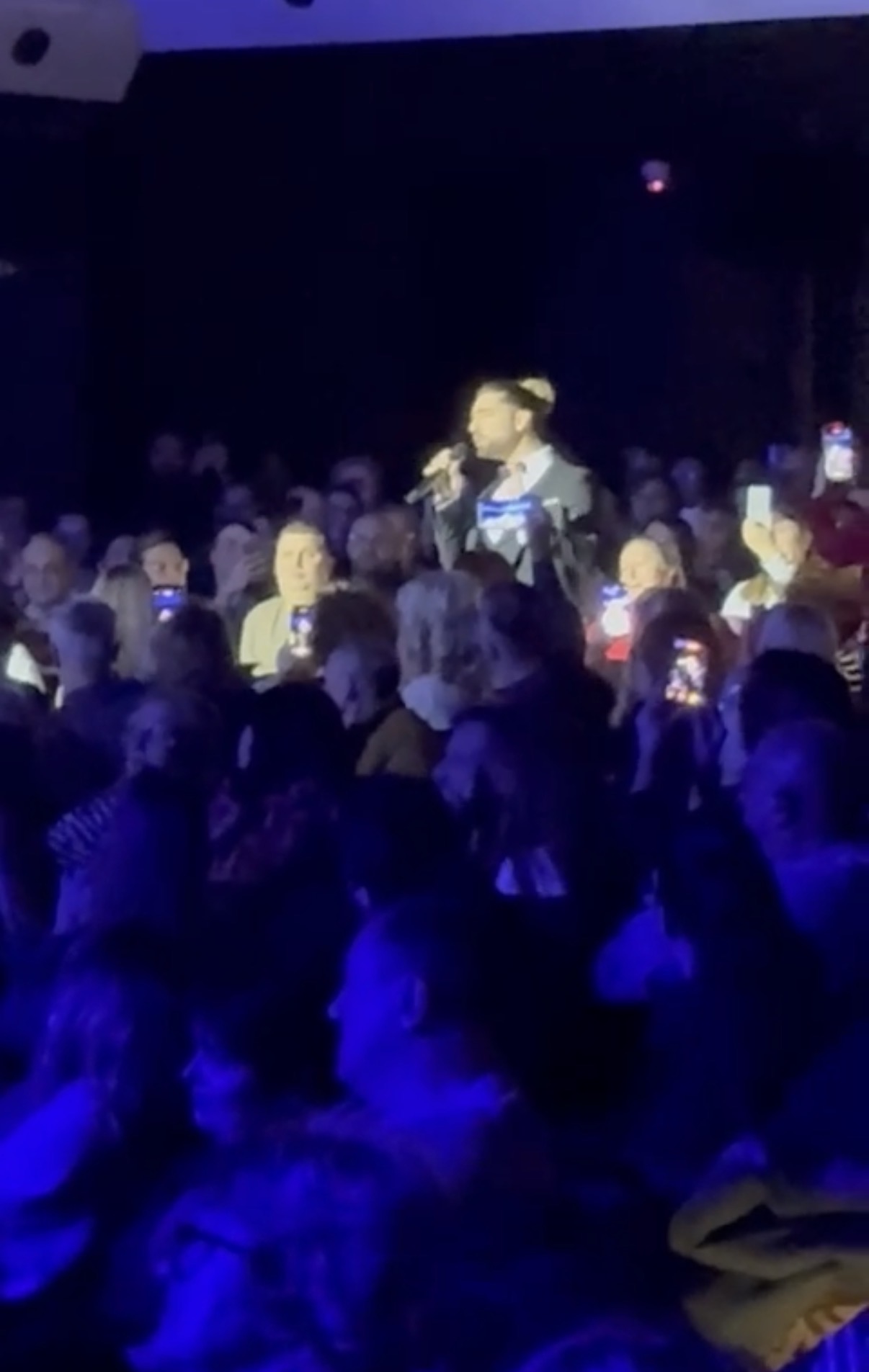 Šejla Zonić otvorila koncert, pojavila se na balkonu i odmah rasplakala publiku VIDEO 6 IMG 2435