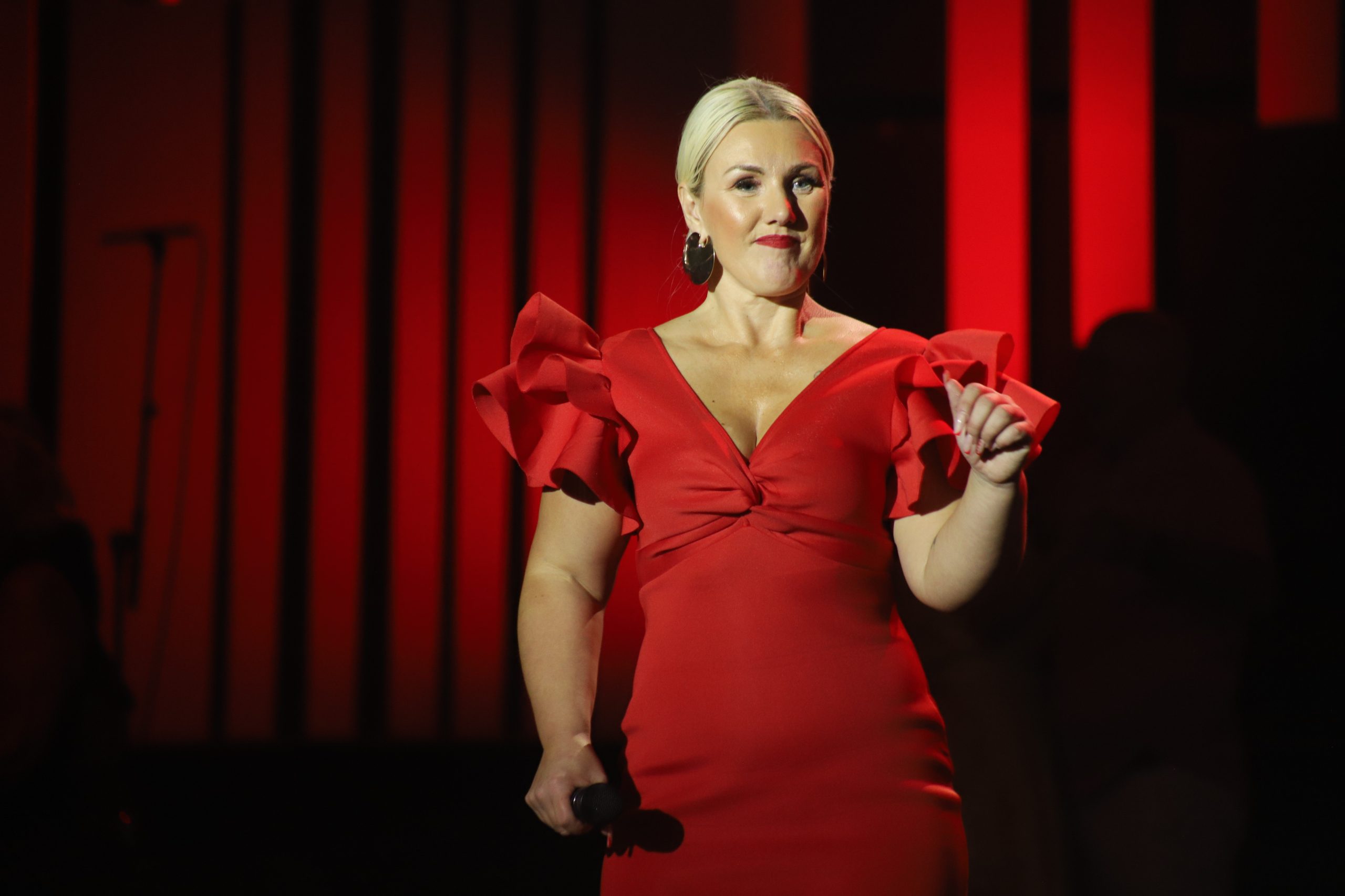 Takmičarki bivši suprug branio da se bavi pevanjem, a sada briljira: "Sve se promeni, poslože se kockice" VIDEO 8 IMG 8723