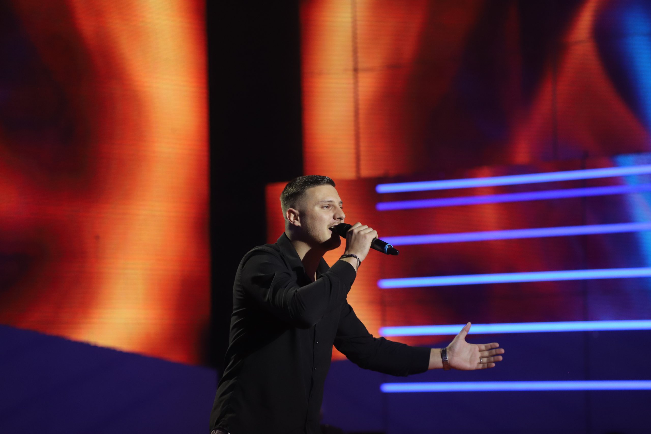 Mensur nezadovoljan ishodom u Zvezdama Granda? Pokušavao da se smiri, pa spomenuo jednogodišnjeg sina VIDEO 10 IMG 9779 1