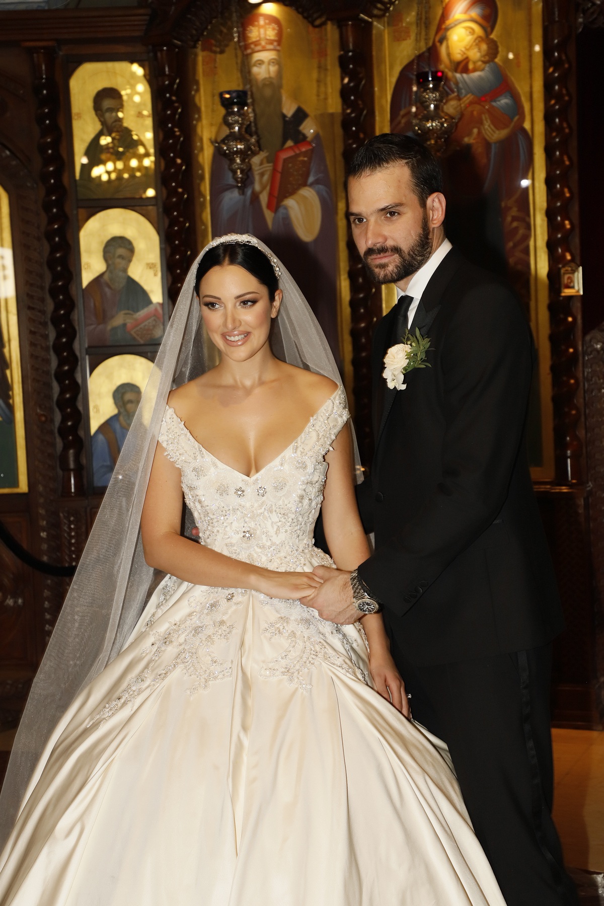 Ovo su najskuplje srpske svadbe, za jednu pevačicu izvađen džak novca i dijamanata 15 MG 6133