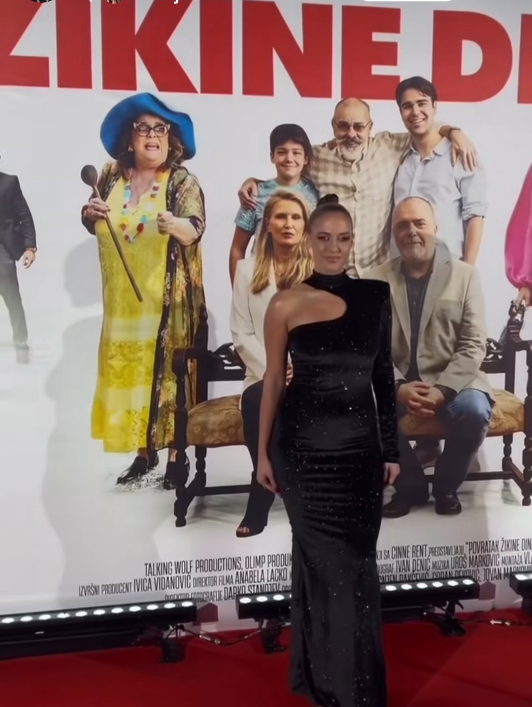 Popularna pevačica glumi kondukterku u "Povratku Žikine dinastije" FOTO 8 Mahrina 2