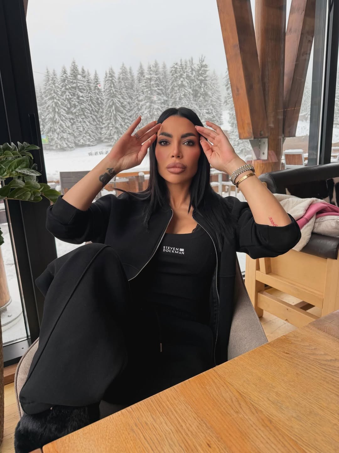 SnapInsta.to 587278293 18541216432021836 1409908385343236597 n