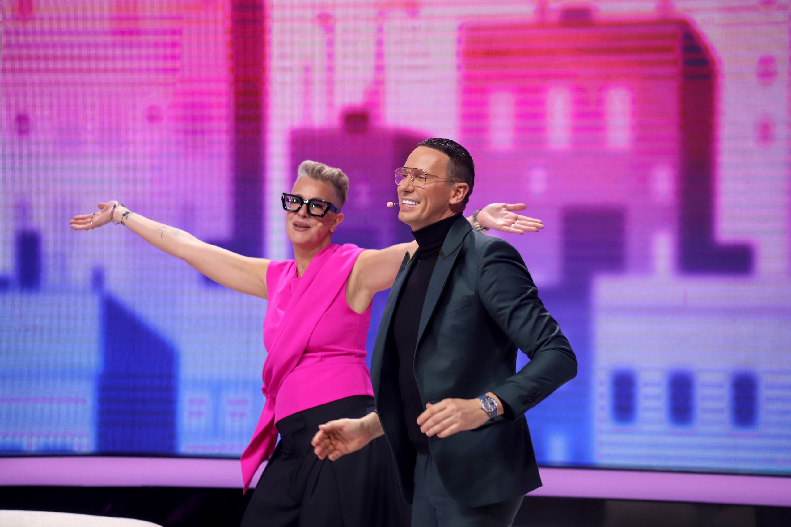 Tijana Dapčević otkrila koliko godina puni, voditeljka je gleda i ne veruje: "Izgledaš kao da imaš 35" 7 TIJANA DAPCEVIC I SINISA MEDIC GS SNIMANJE 27112025 FOTO ELENA 5 ok