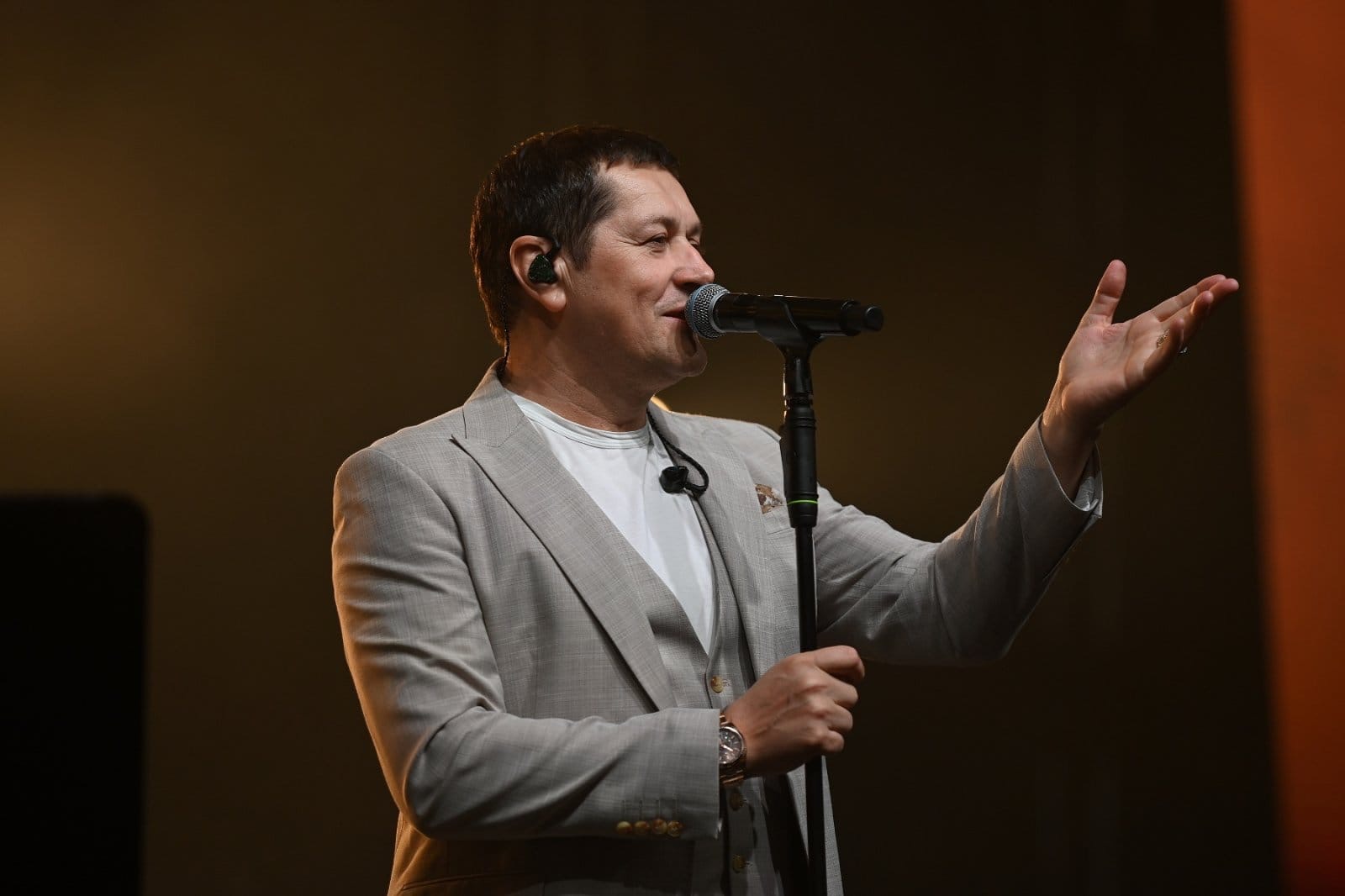 f777cb53 2f03 4e85 8cee c49b4cbe33e3