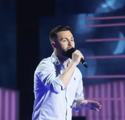 Takmičar iz Zvezda Granda kida kako peva, a radi u firmi za proizvodnju metala: "Kolege se ne žale" VIDEO 17 marijo