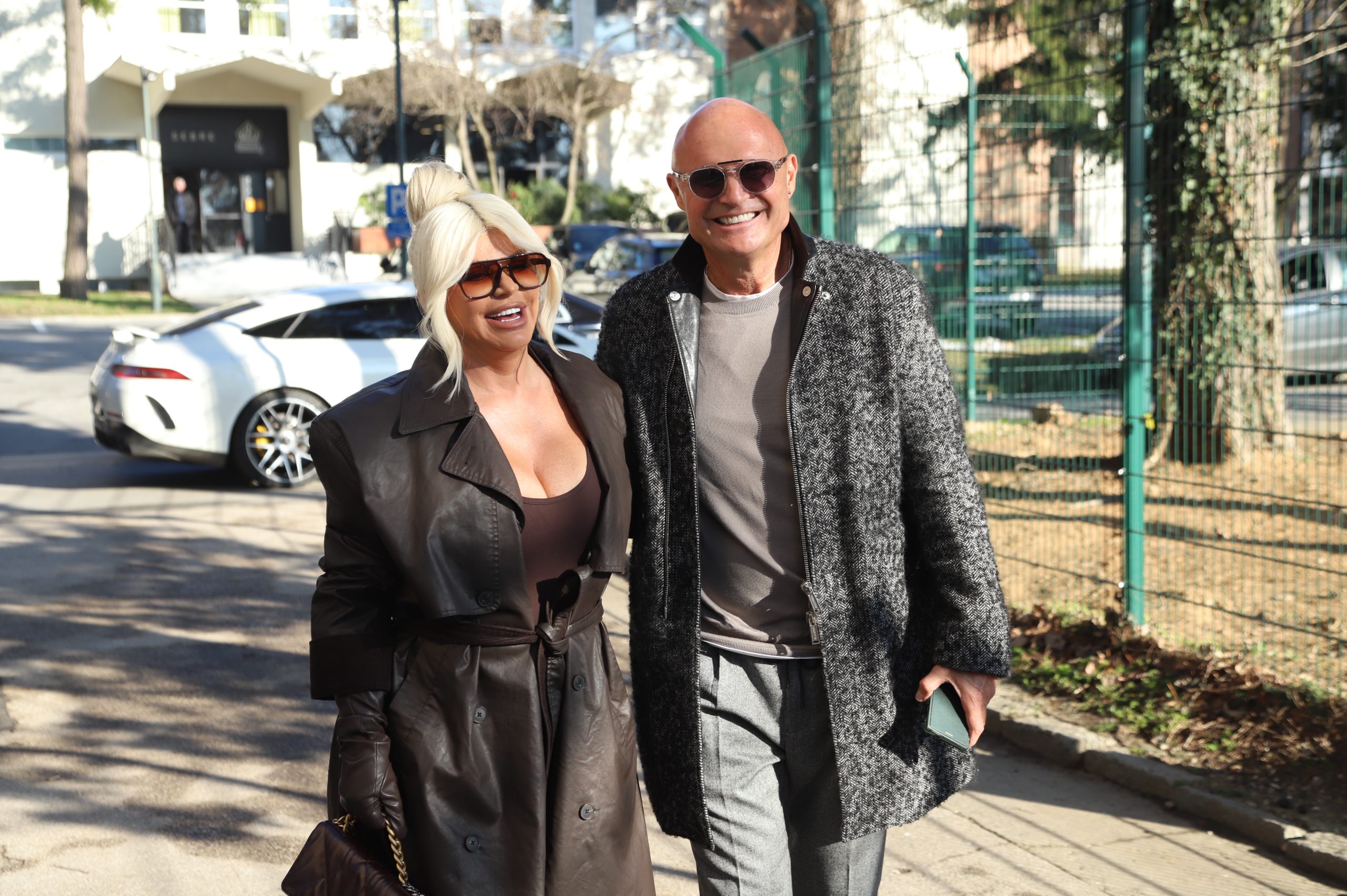 Nakon što je napustila emisiju, Dara ušetala u studio u Milijevom zagrljaju: ,,Sve se sredilo'' (VIDEO) 7 IMG 8613