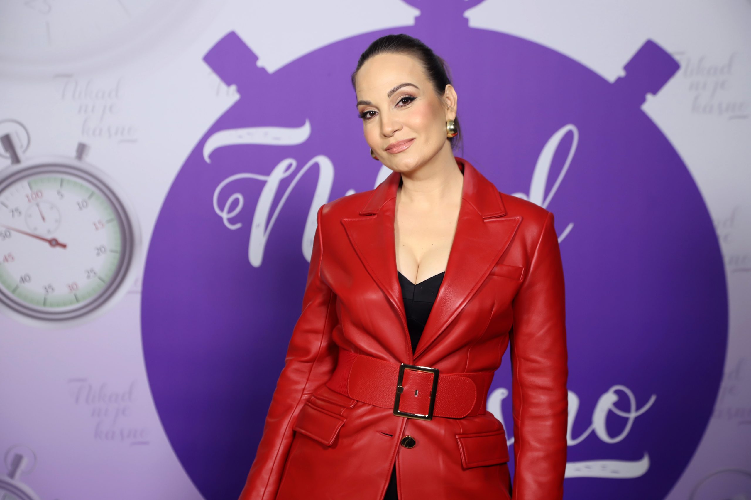 "Trudimo se da posao ne unosimo u kuću" Jelena Tomašević o koncertu sa mužem, ali i učešću u emisiji Žike Jakšića: "Za mene je ovo mnogo vredno" VIDEO 8 JELENA TOMASEVIC NNK SNIMANJE 26112025 FOTO ELENA 7 ok