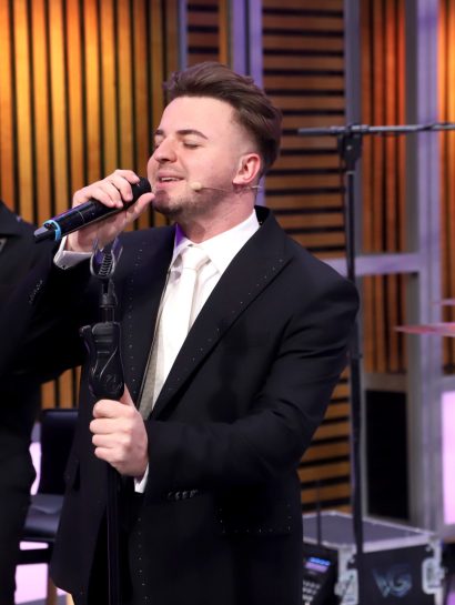 Pevač iz Zvezda Granda sa 22 godine presadio kosu: "Smetalo mi je" VIDEO 17 ZORAN PETROVIC GS SNIMANJE 21012026 FOTO ELENA 5 ok