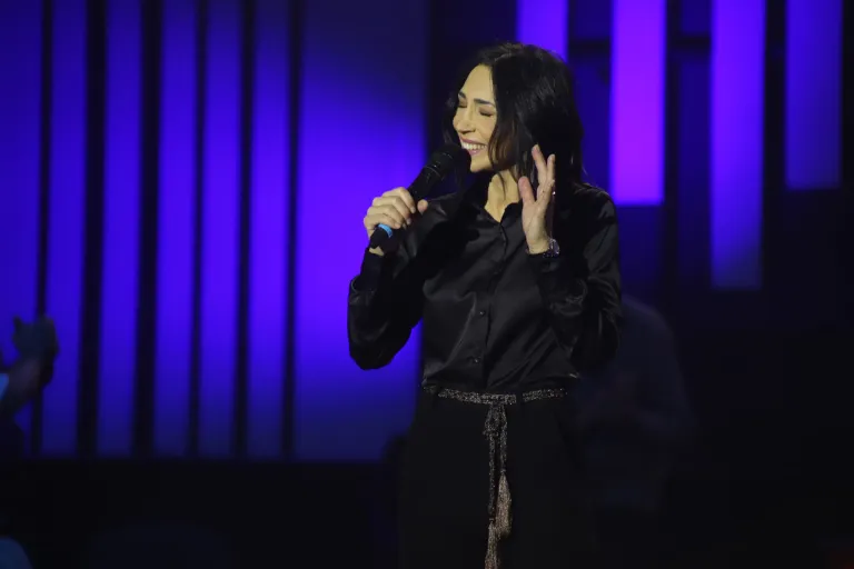 Emina Mijatović na ivici suza posle nastupa u "Nikad nije kasno": "Bilo je svega za 49 godina" VIDEO 6 image 3