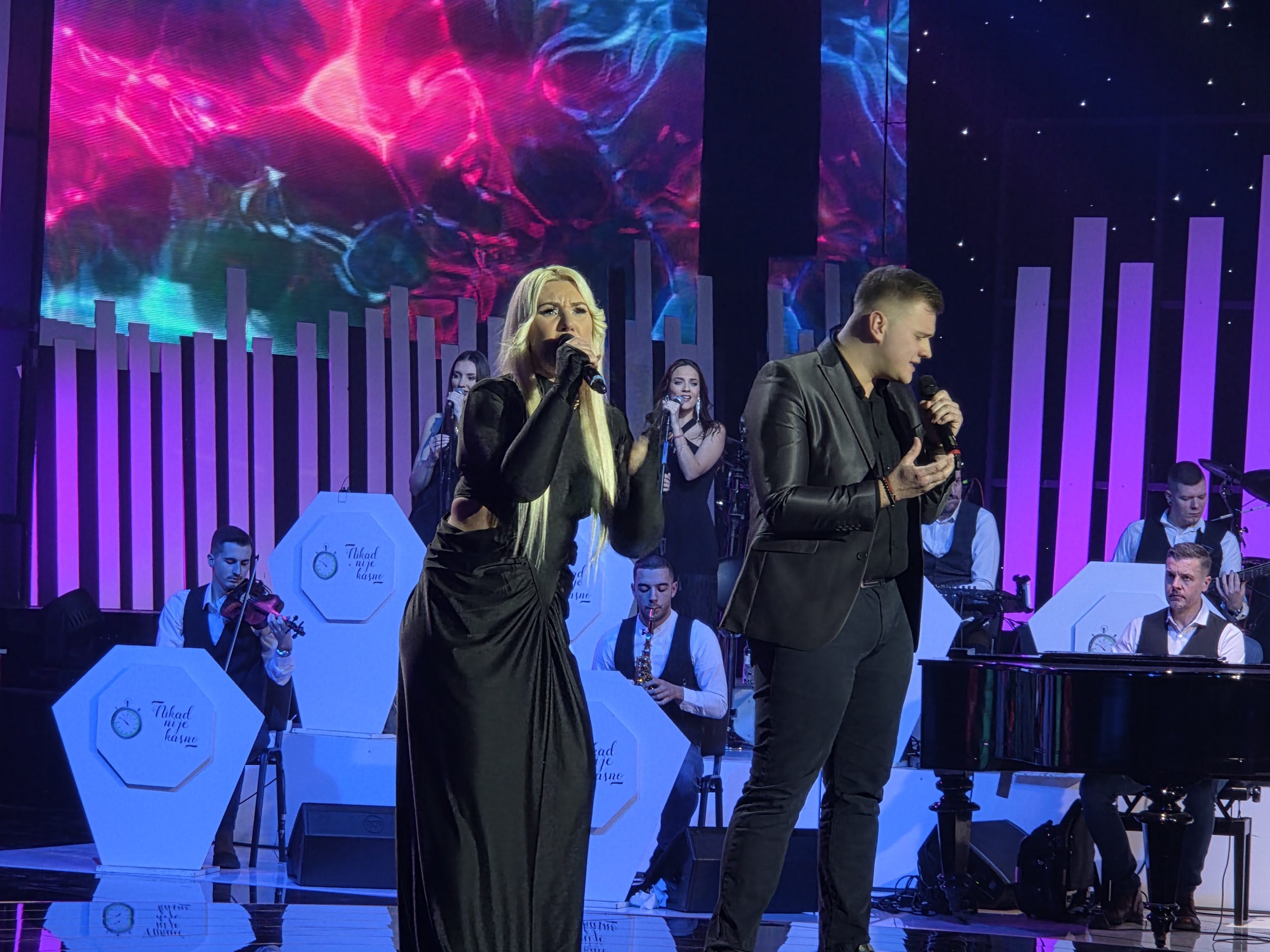 Takmičarku savladale suze, spomenula i sina: ,,Biću mu podrška kakvu ja nisam imala'' (VIDEO) 7 FOTO DACIC1