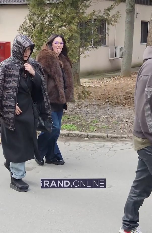 Gde je bila do sad? Pevačica se nakon mnogo vremena pojavila na snimanju ,,Zvezda Granda'', svi kažu da blista 5 Screenshot 2026 02 11 140440