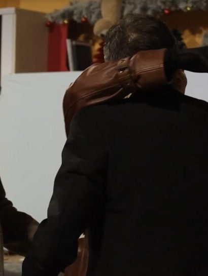 Snažni zagrljaji i eksplozija emocija iza kulisa: Žika Jakšić i direktor Granda skočili kada su ugledali nju (VIDEO) 23 Screenshot 2026 02 13 172711