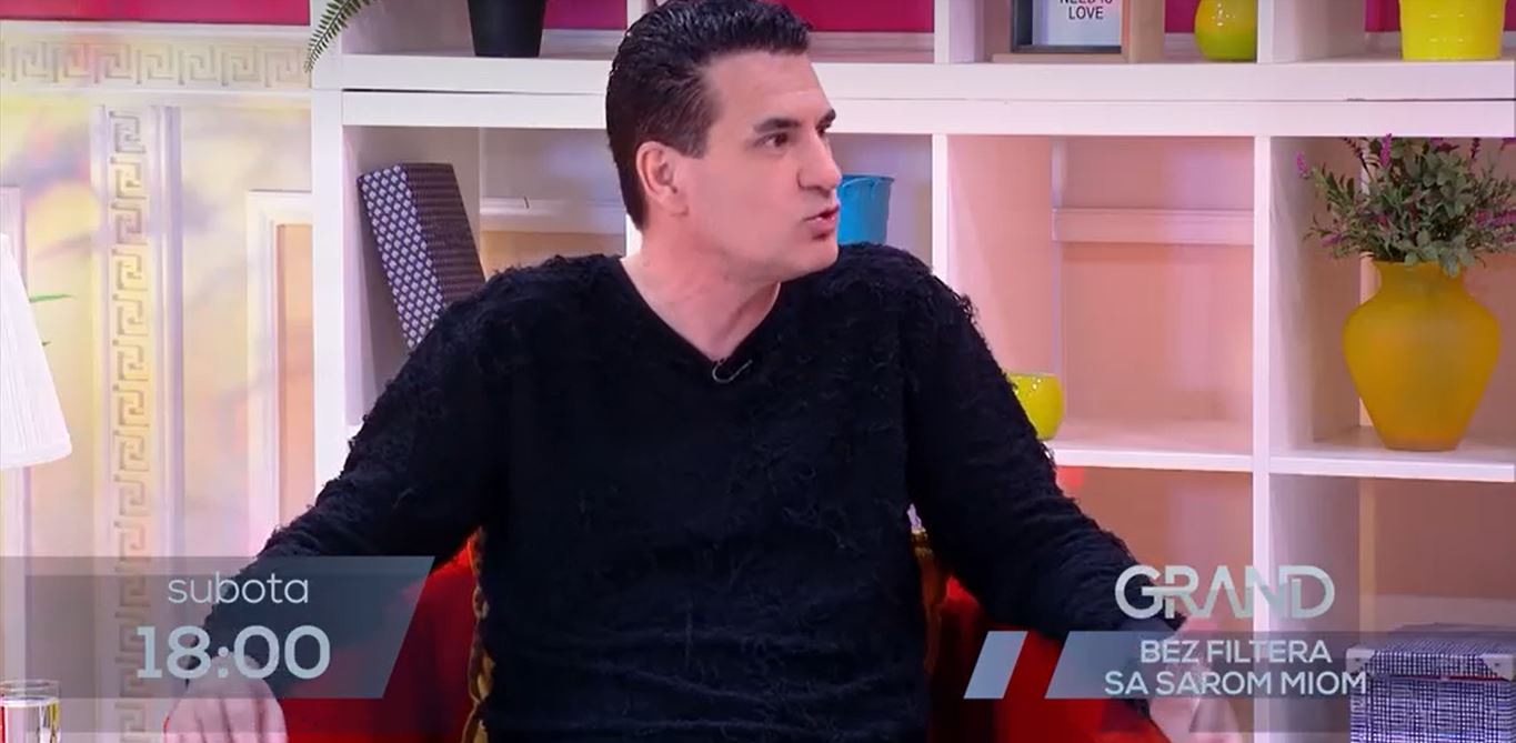 "Ne znam kad me je poslednji put nešto iznerviralo": Dejan Jelača u emisiji "Bez filtera sa Sarom Miom" otkrio sve o životu u Njujorku VIDEO 9 d1z