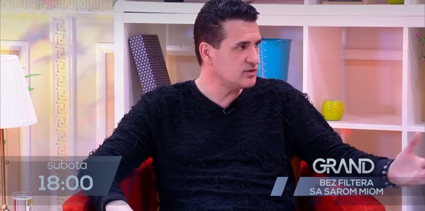 "Ne znam kad me je poslednji put nešto iznerviralo": Dejan Jelača u emisiji "Bez filtera sa Sarom Miom" otkrio sve o životu u Njujorku VIDEO 7 d3 1