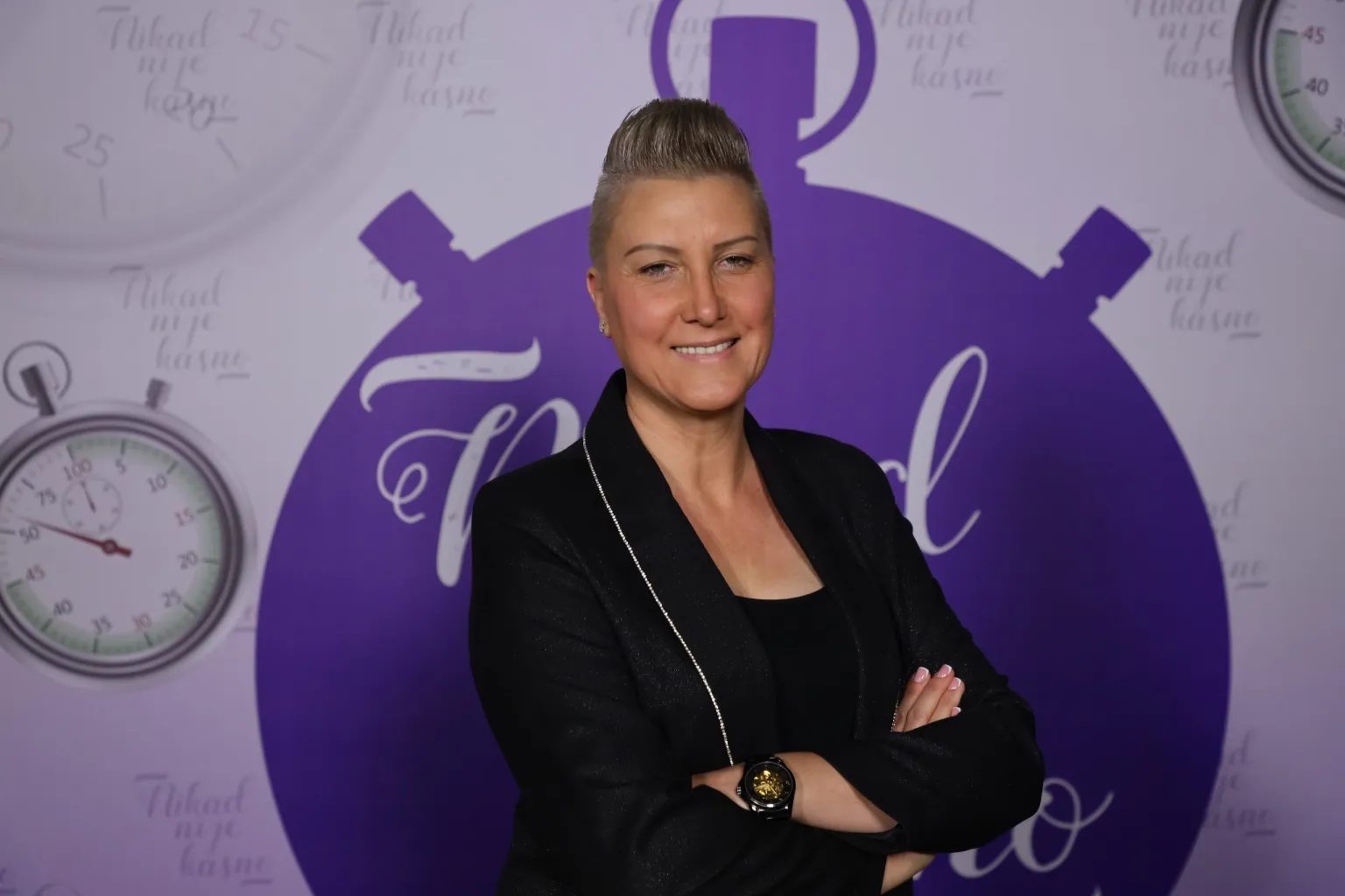 Otkrivamo imena i životne priče kandidata koji će večeras prirediti spektakl u emisiji Nikad nije kasno 8 image 2 24