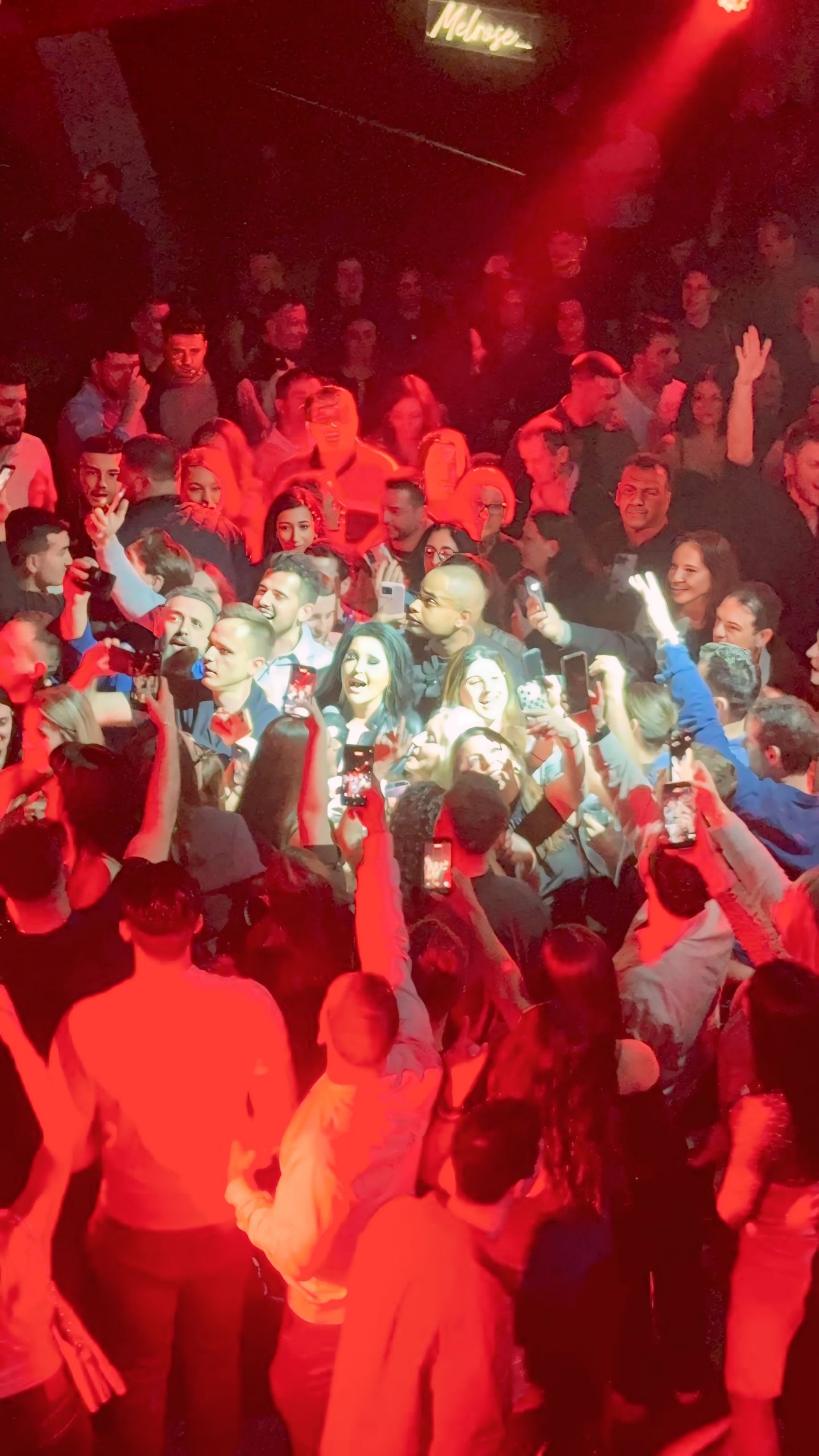 096b7df0 b950 4f0b 9e10 beb427b04b8f