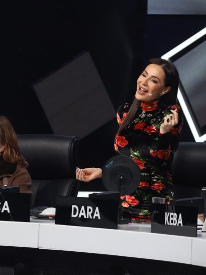 Ova poznata pesma se prvi put izvela u Zvezdama Granda, a niko ne zna da je prepevao član žirija VIDEO 20 0A0A0530