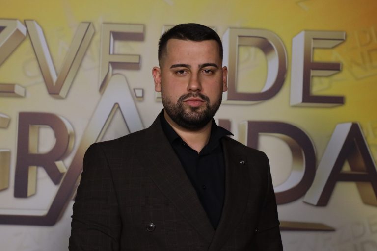 On the stage of Zvezde Granda he's killing it, and here's what Nemanja Grujić does: 'As long as I'm not in the red, it's great'