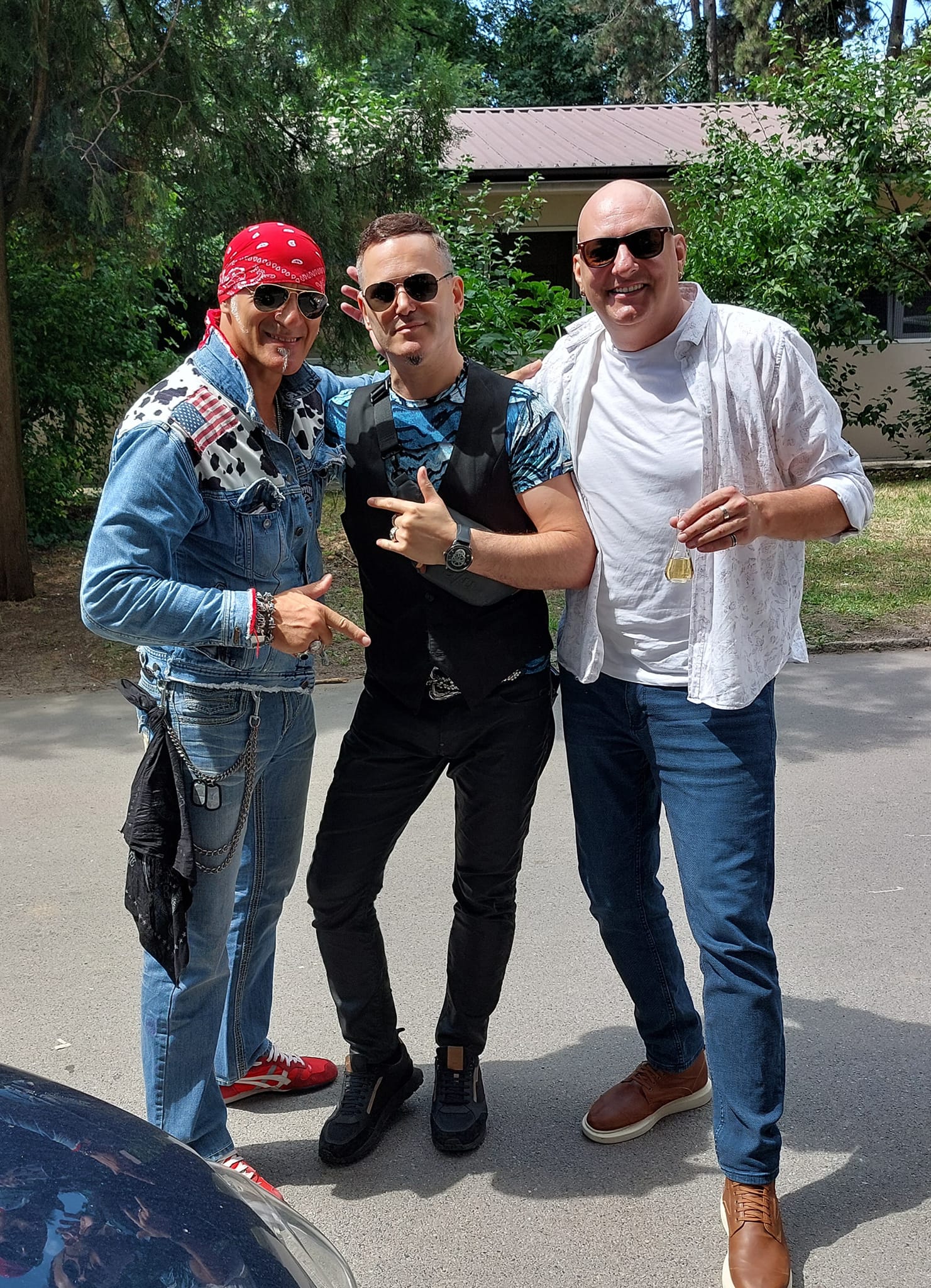 Pevač proslavio 52. rođendan, zbog reči nove devojke se rasplakao 2 azzaro rodjendan