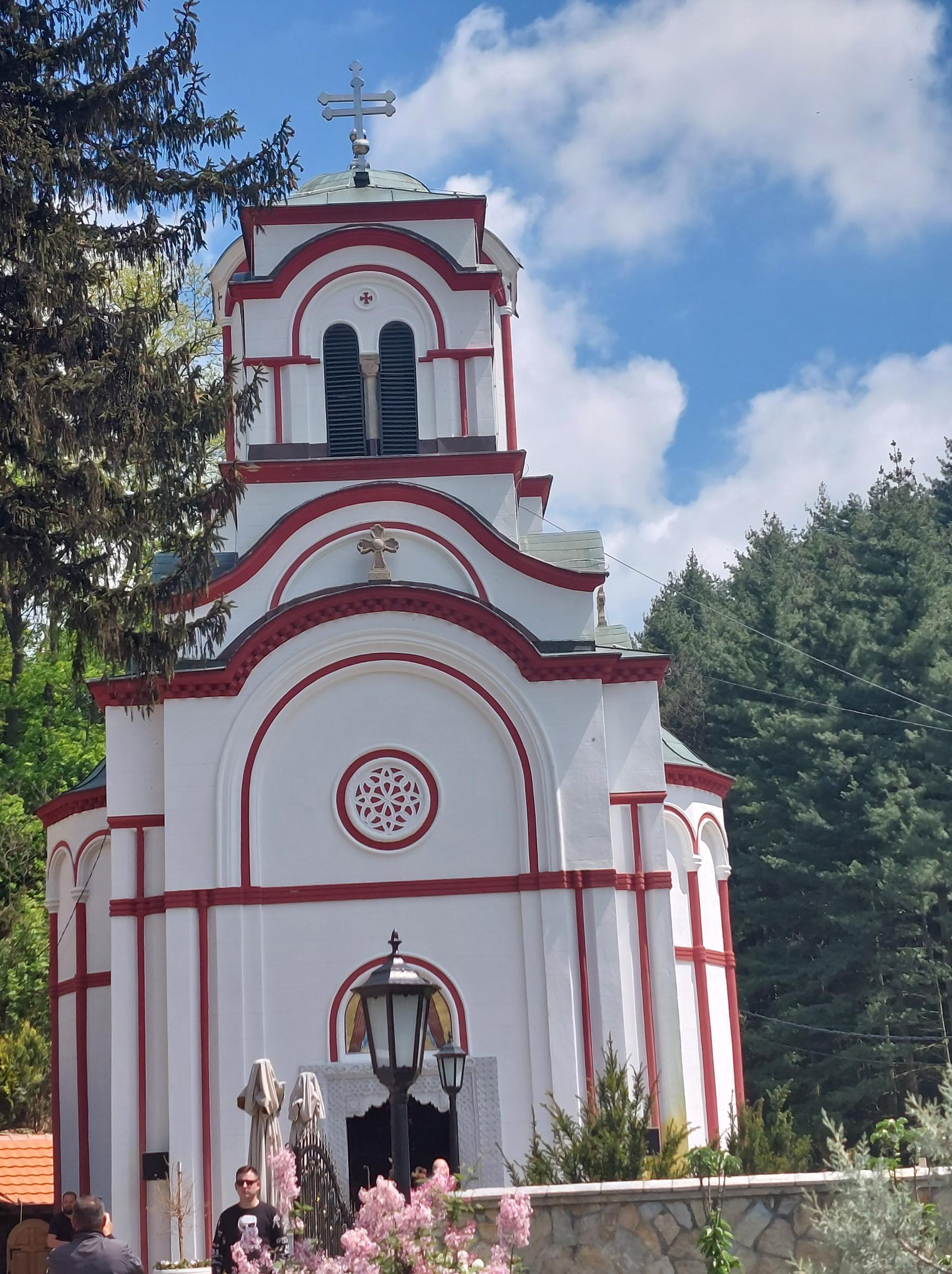 Danas je Veliki petak: Ove stvari su strogo zabranjene, a jedna je posebno važna 4 1775737552270