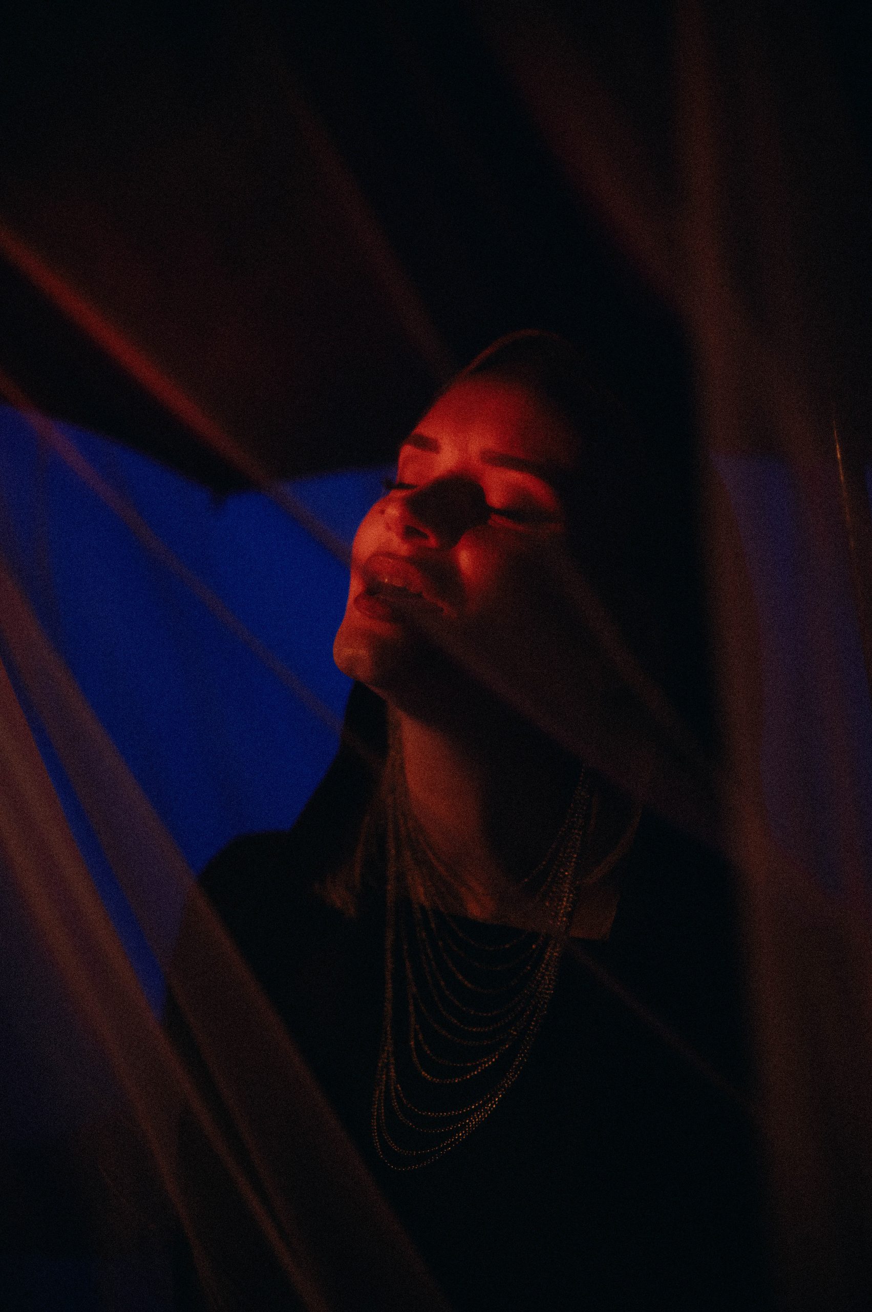 Šejla Zonić rasplakala region novom pesmom, a tek kada shvatite simboliku spota nećete ostati ravnodušni (VIDEO) 6 IMG 9958