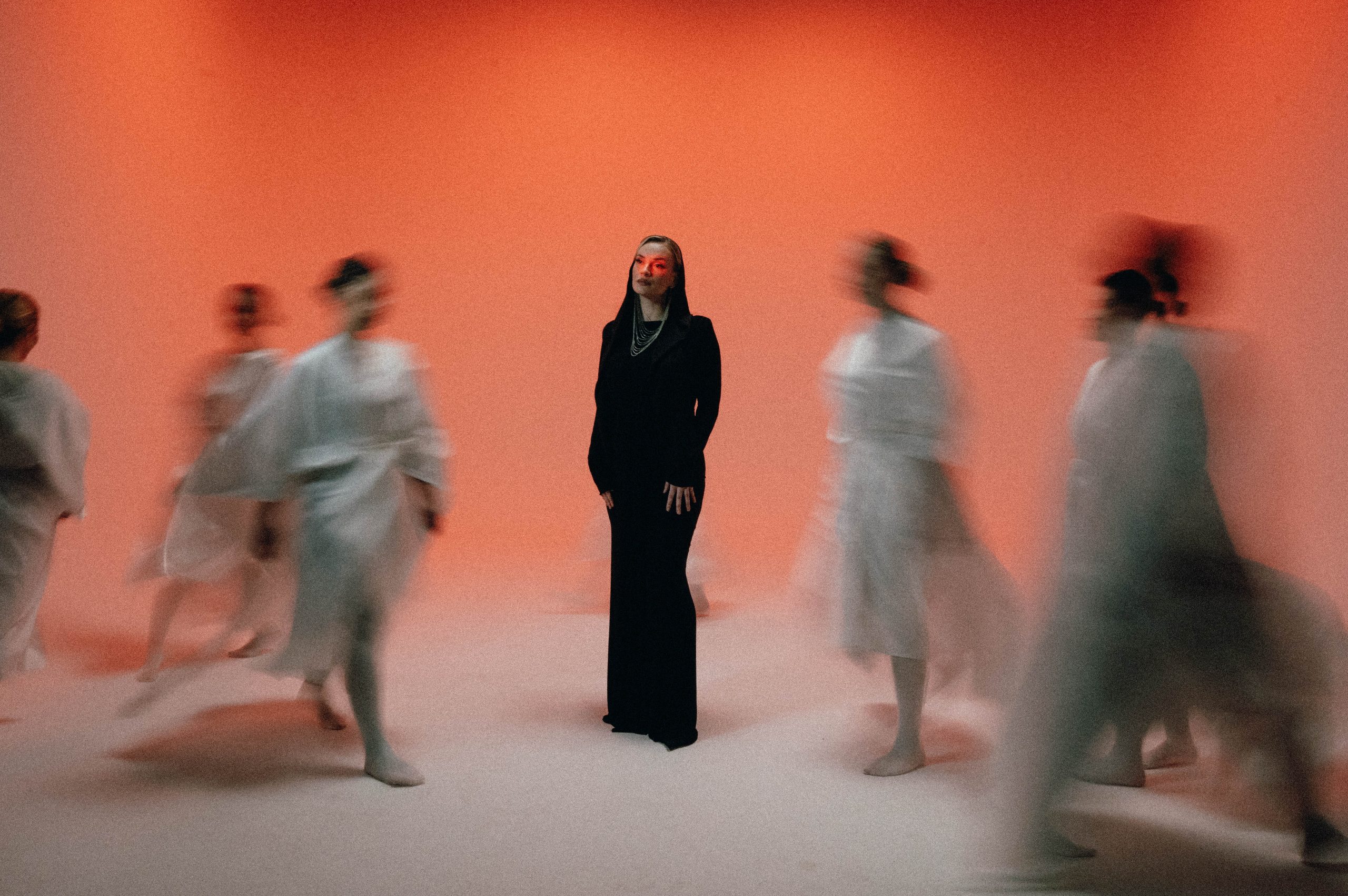 Šejla Zonić rasplakala region novom pesmom, a tek kada shvatite simboliku spota nećete ostati ravnodušni (VIDEO) 5 IMG 9959