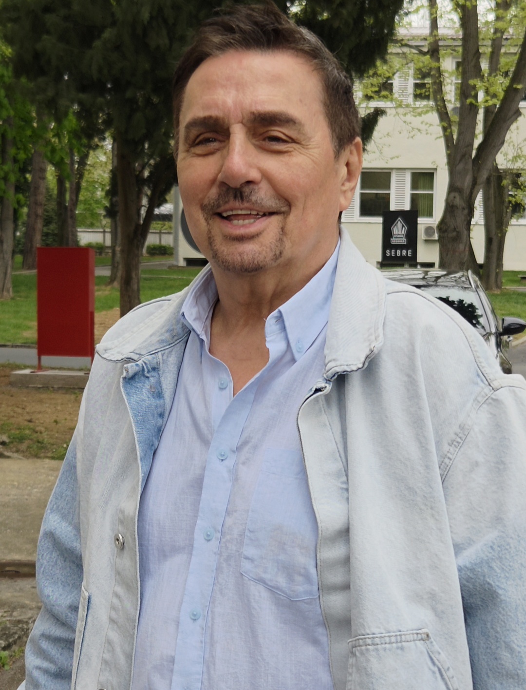 Kako vremenske prilike utiču na Kebu? Pevač sve objasnio u Sokratovom stilu VIDEO 6 Keba