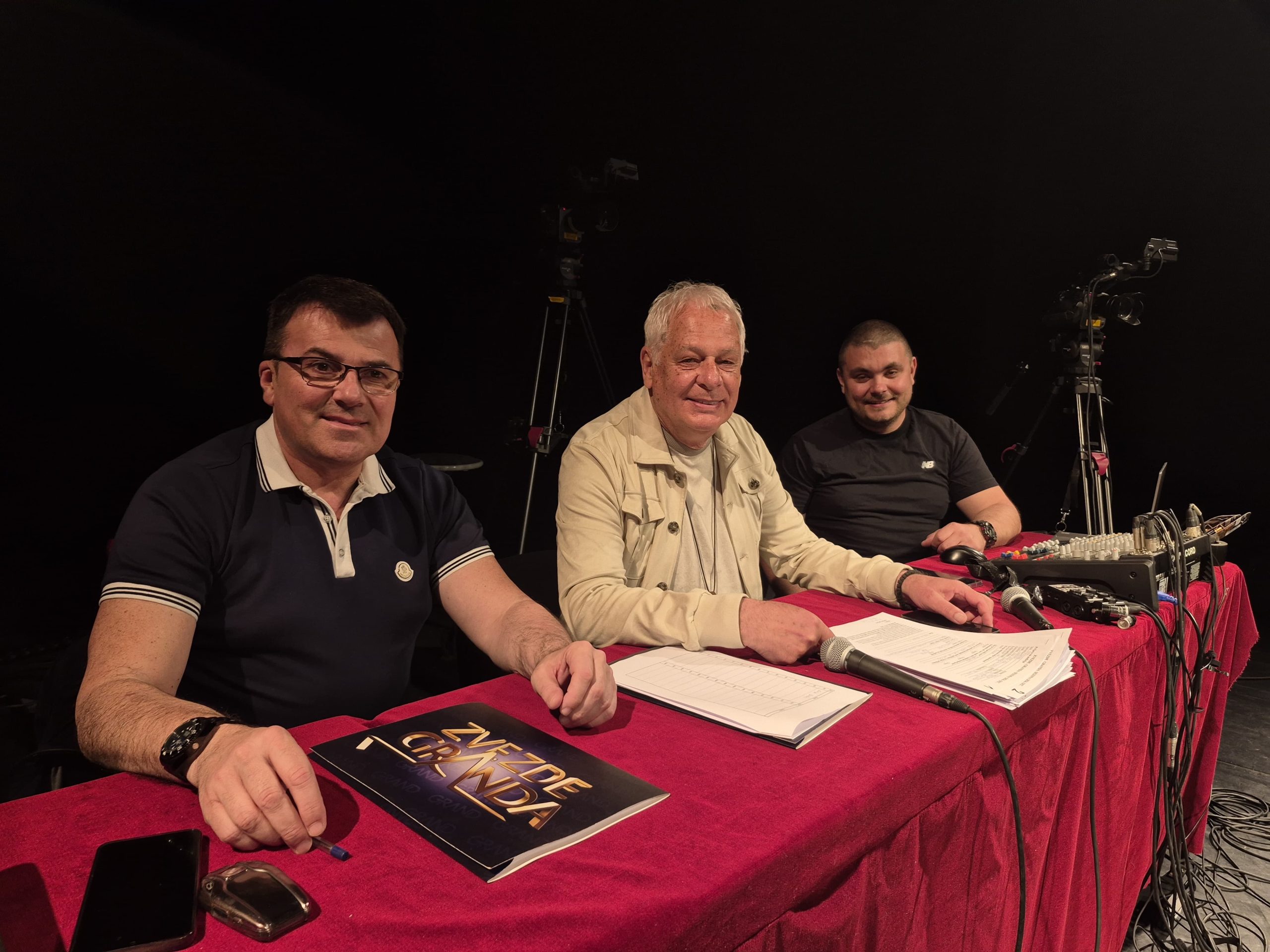 ef66b859 0d36 4a30 ae49 e7729c8eb849