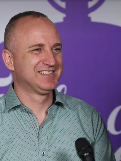 Pobednik "Nikad nije kasno" Kire Naunovski pred ostvarenjem dečačkog sna: "Bila mi je želja otkako sam počeo da pevam" VIDEO 27 kire naunovski 3