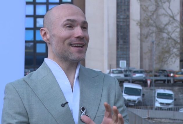 Sofra prvi put pred kamerama nakon što je postao otac: "Ceo dan plačem, ćerkica je prelepa" VIDEO 7 sofroniejvic