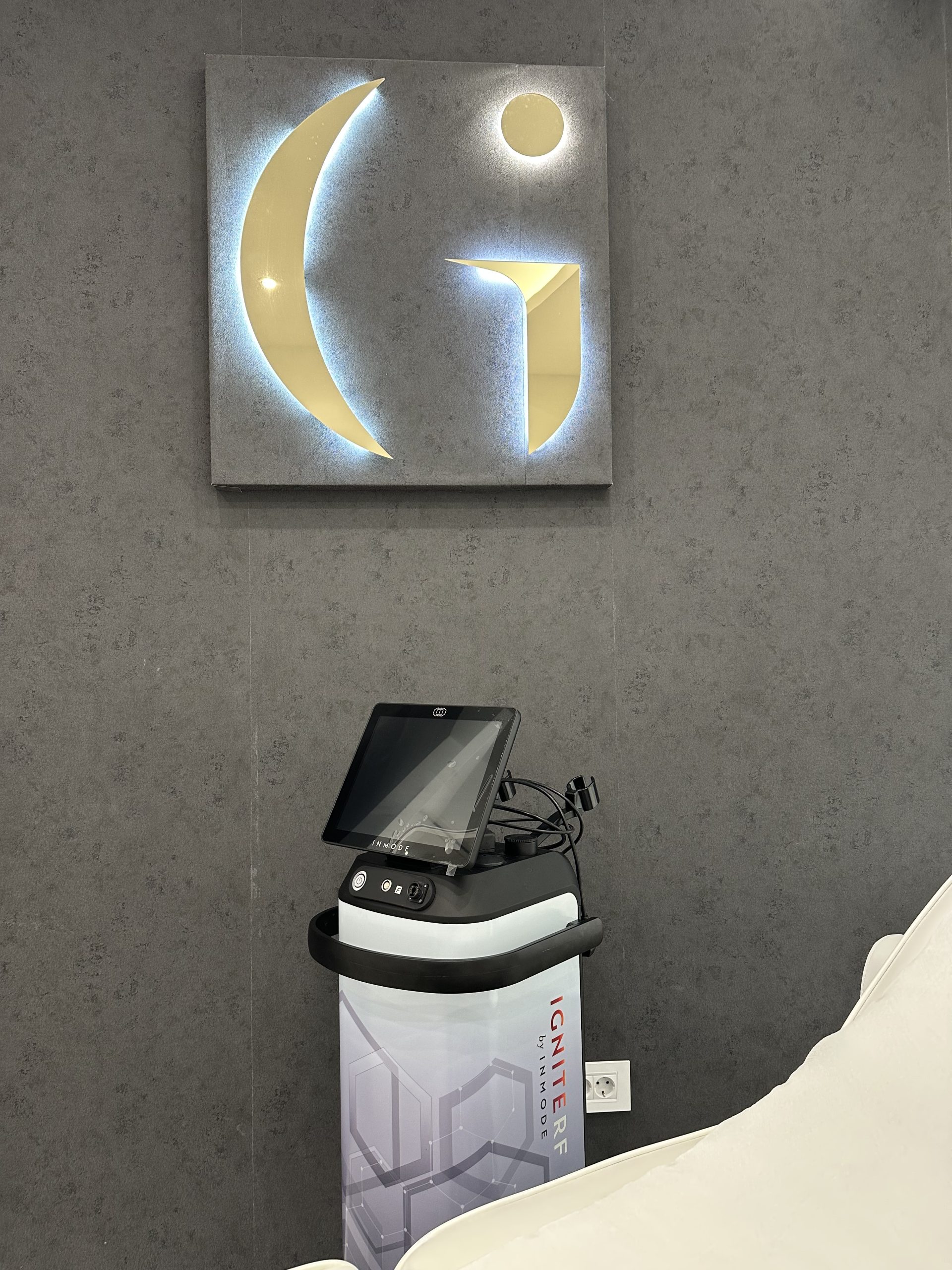 Nova metoda za zatezanje kože i uklanjanje masnih naslaga bez klasične operacije 9 zatezanje koze georgijev igniterf 5