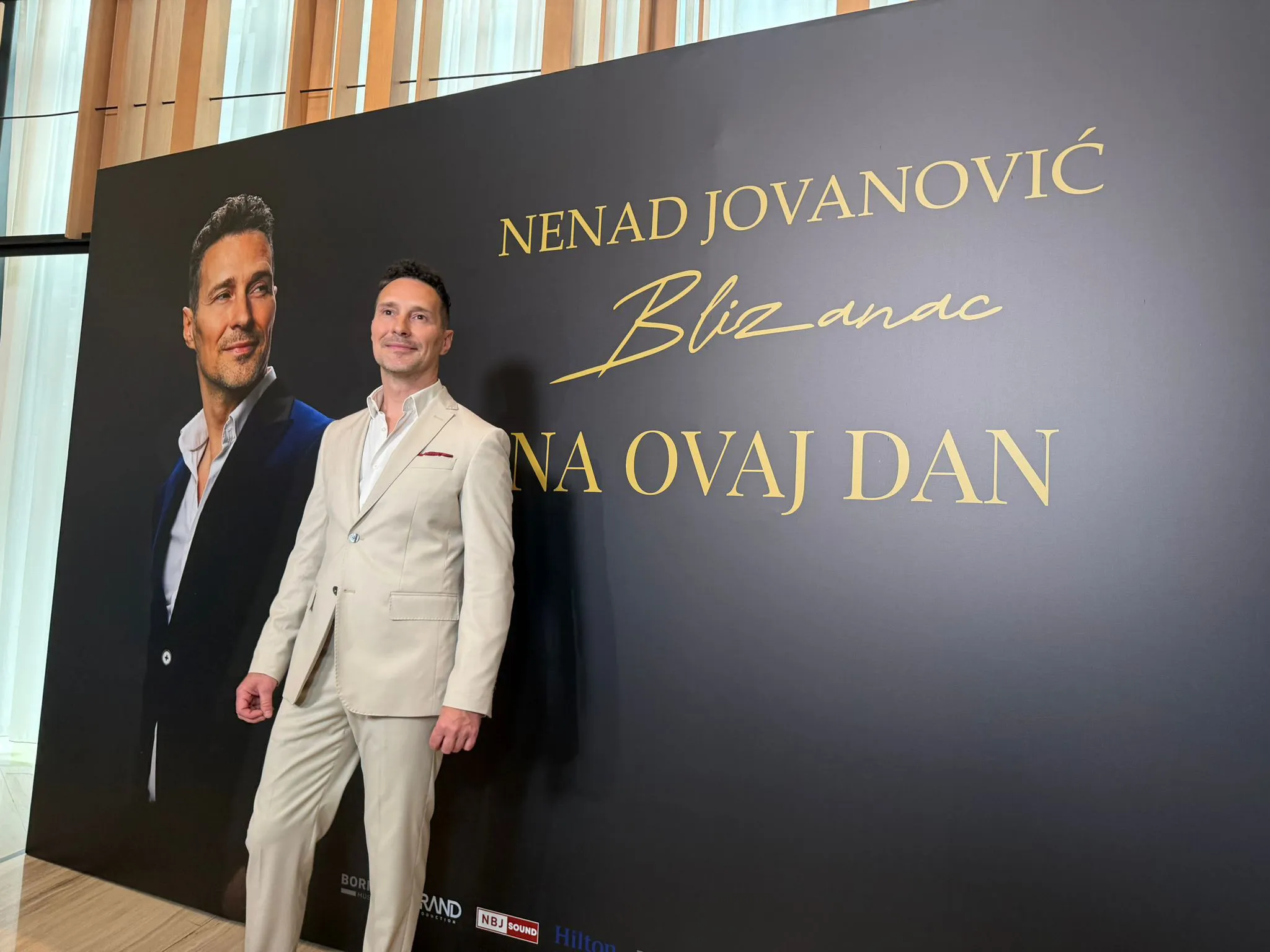 Nenad Blizanac prvi put javno govori o traumi iz detinjstva koja ga je progonila: "Trčali smo za kolima, pa sam od bola pao na kolena…“ 5 IMG 20260507 WA0068