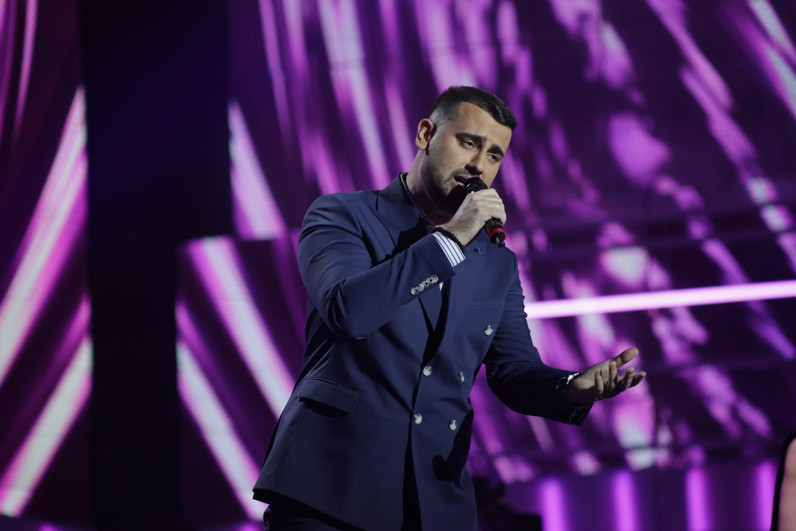Žiri oduševljen izborom pesme takmičara u "Zvezdama Granda": "Niko je ne peva, baš si nas osvežio" 5 NEMANJA GRUJIC ZG SNIMANJE 27042026 FOTO TEA 3