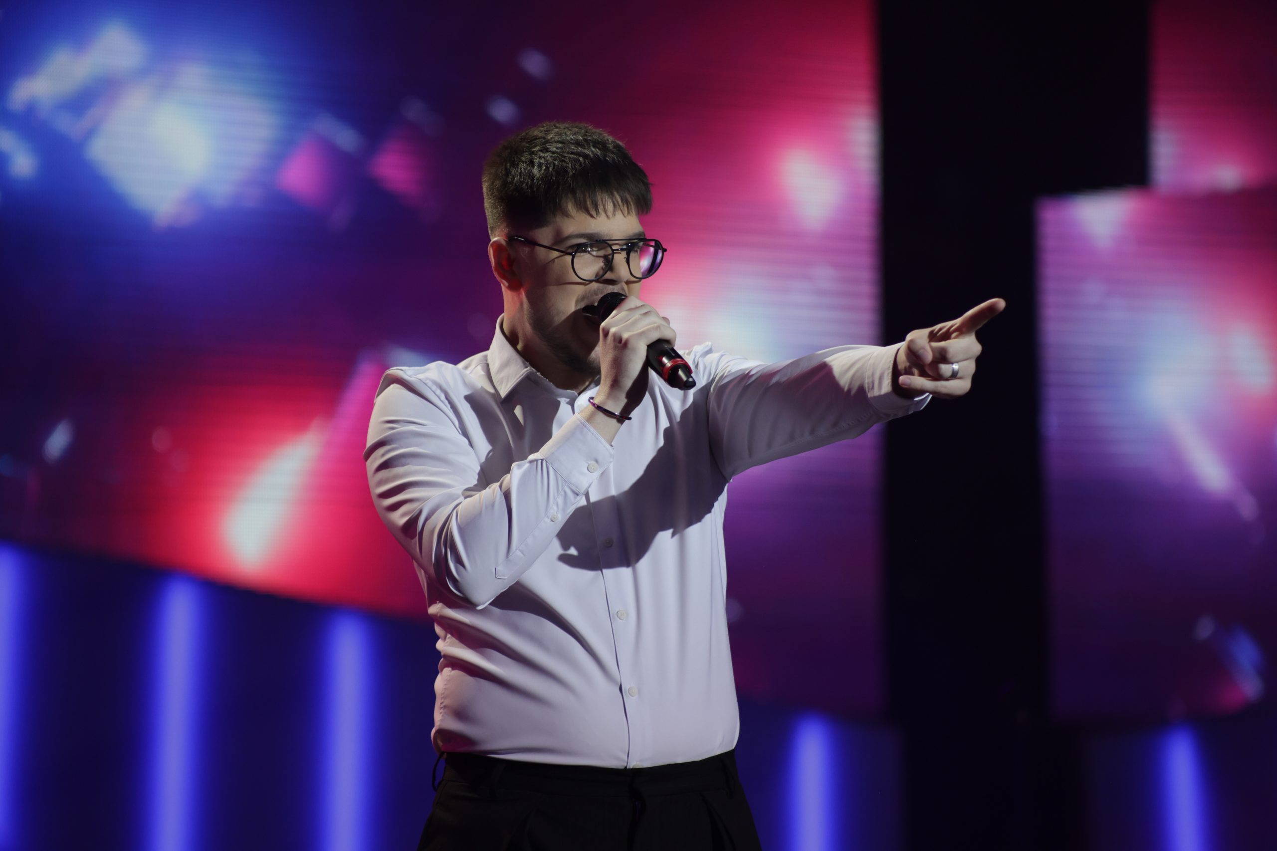 Oba takmičara pravo iz Urgentnog centra stigli na scenu "Zvezda Granda": "Hvala vam na hrabrosti da dođete i pevate" 10 NENAD HORVAT ZG SNIMANJE 27042026 FOTO TEA 1