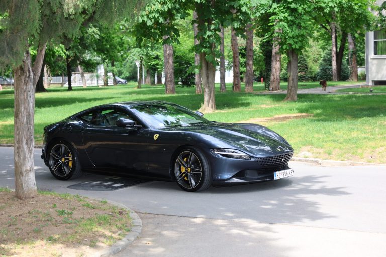 Dara Arrived at the Shoot in a New "Ferrari", Almost Broke Her Leg (VIDEO)