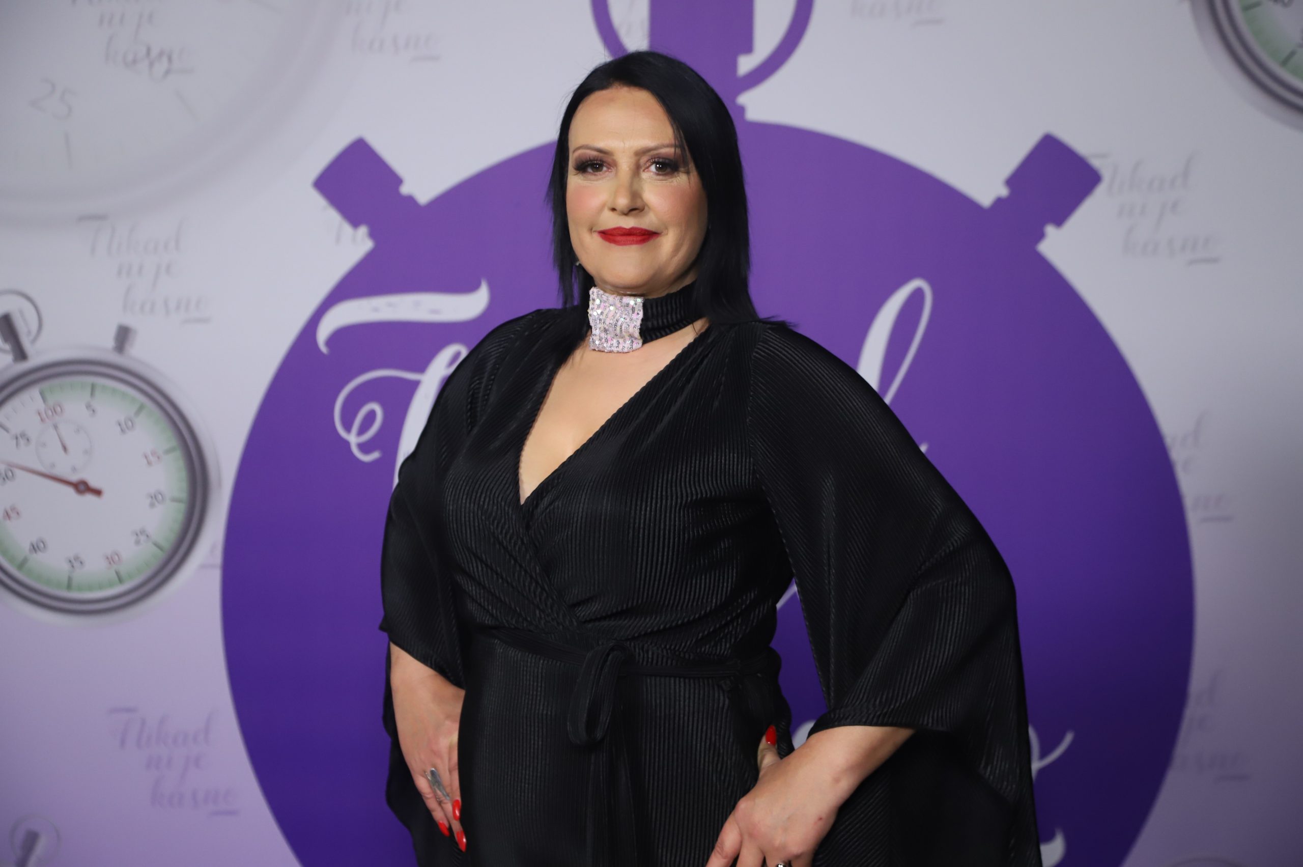 Nova borba za polufinale: Otkrivamo ko večeras nastupa u "Nikad nije kasno" 11 SVETLANA NIKOLIC CECA 47 GOD. KUMANOVO 16
