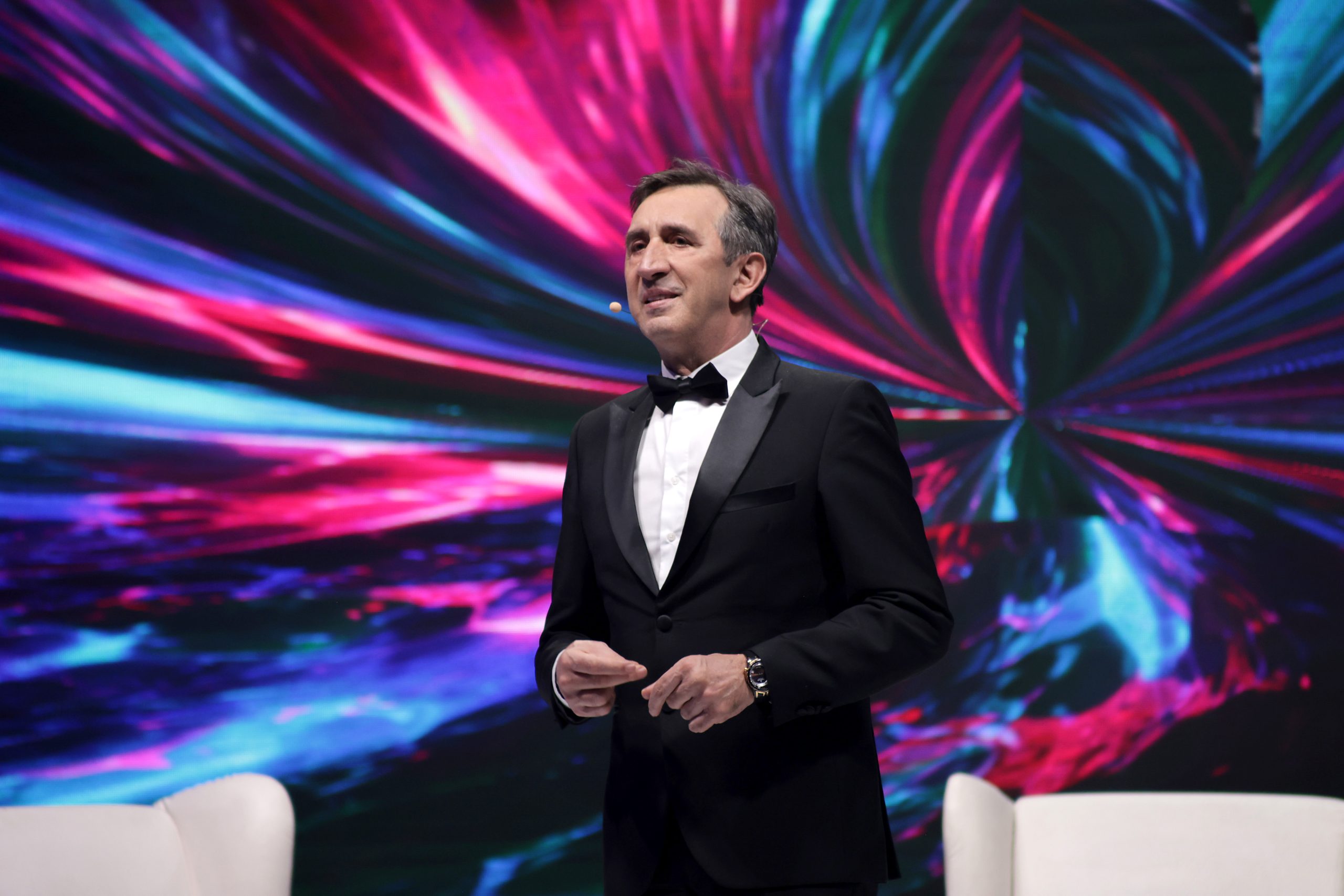 Otkrivamo ko je u žiriju nove epizode "Nikad nije kasno", spoj zbog kog se nećete odvojiti od TV-a 5 ZIKA JAKSIC NNK SNIMANJE 22042026 FOTO TEA 4 ok 1