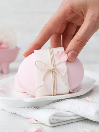 Stavite sapun pored kreveta još večeras: Naše bake su znale šta on sve može, pa je uvek bio i u ormaru 43 165785