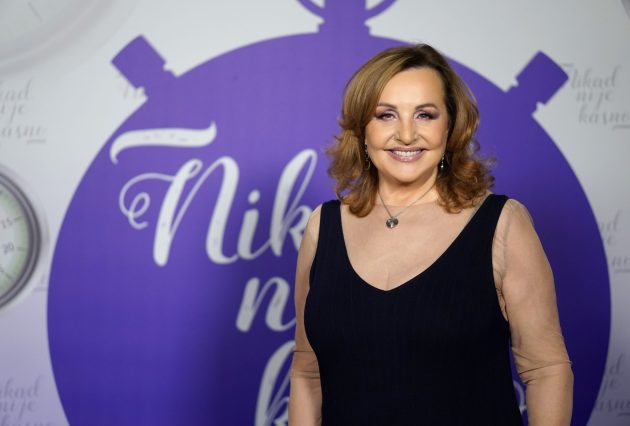 Nakon spektakla u "Zvezdama Granda", Ana Bekuta otkrila šta očekuje od finalista u "Nikad nije kasno": "Oseća se pobednička atmosfera" (VIDEO) 18 ANA BEKUTA NNK FINALE SNIMANJE 17062026 FOTO ELENA 34 ok