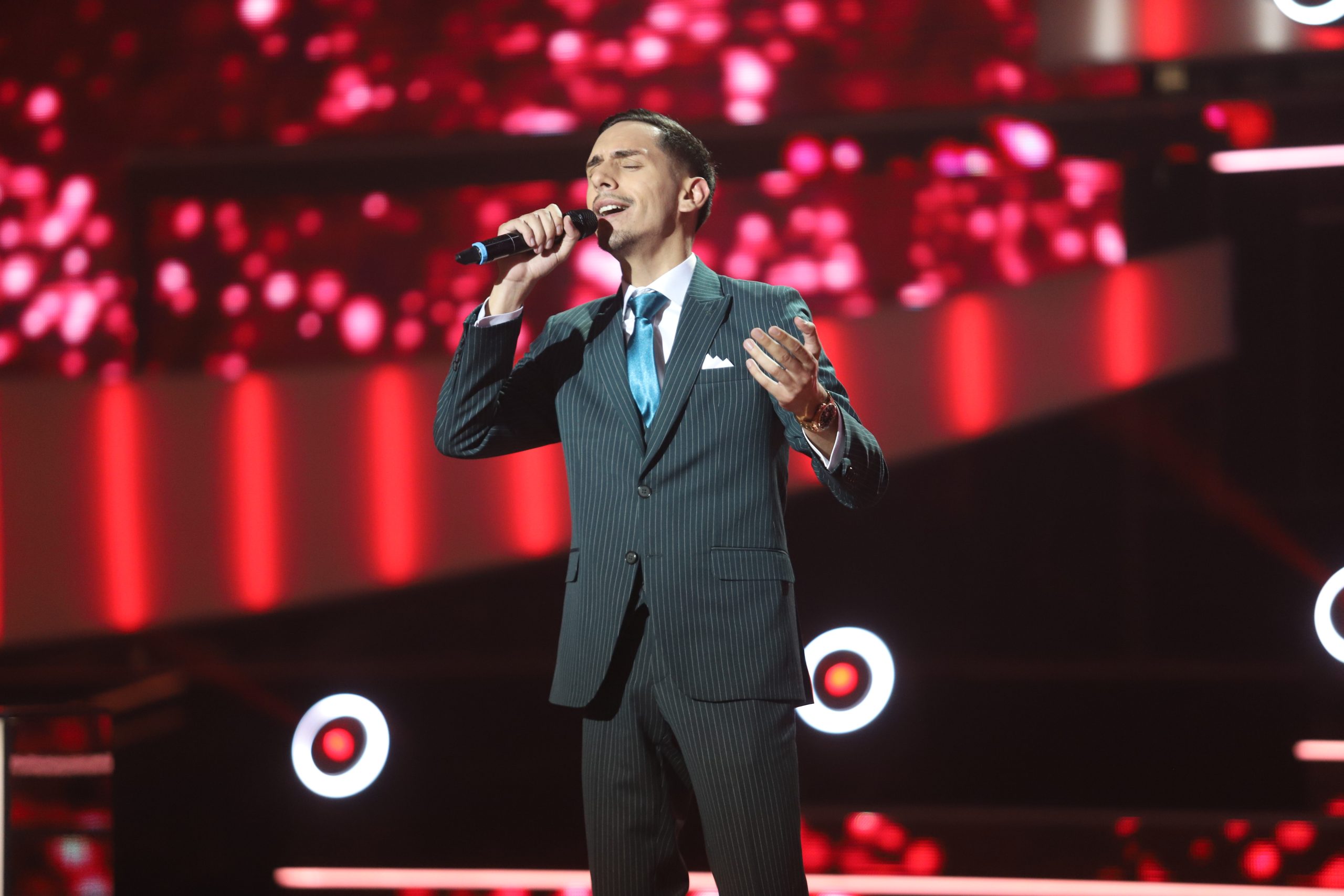 Bubi Ademov i Andreja Stojanović briljirali na sceni, usledilo još jedno novo pravilo: "Produkcija je smislila sledeću stvar za polufinale..." 6 BUBI ADEMOV ZG SNIMANJE 02062026 FOTO ISIDORA 1