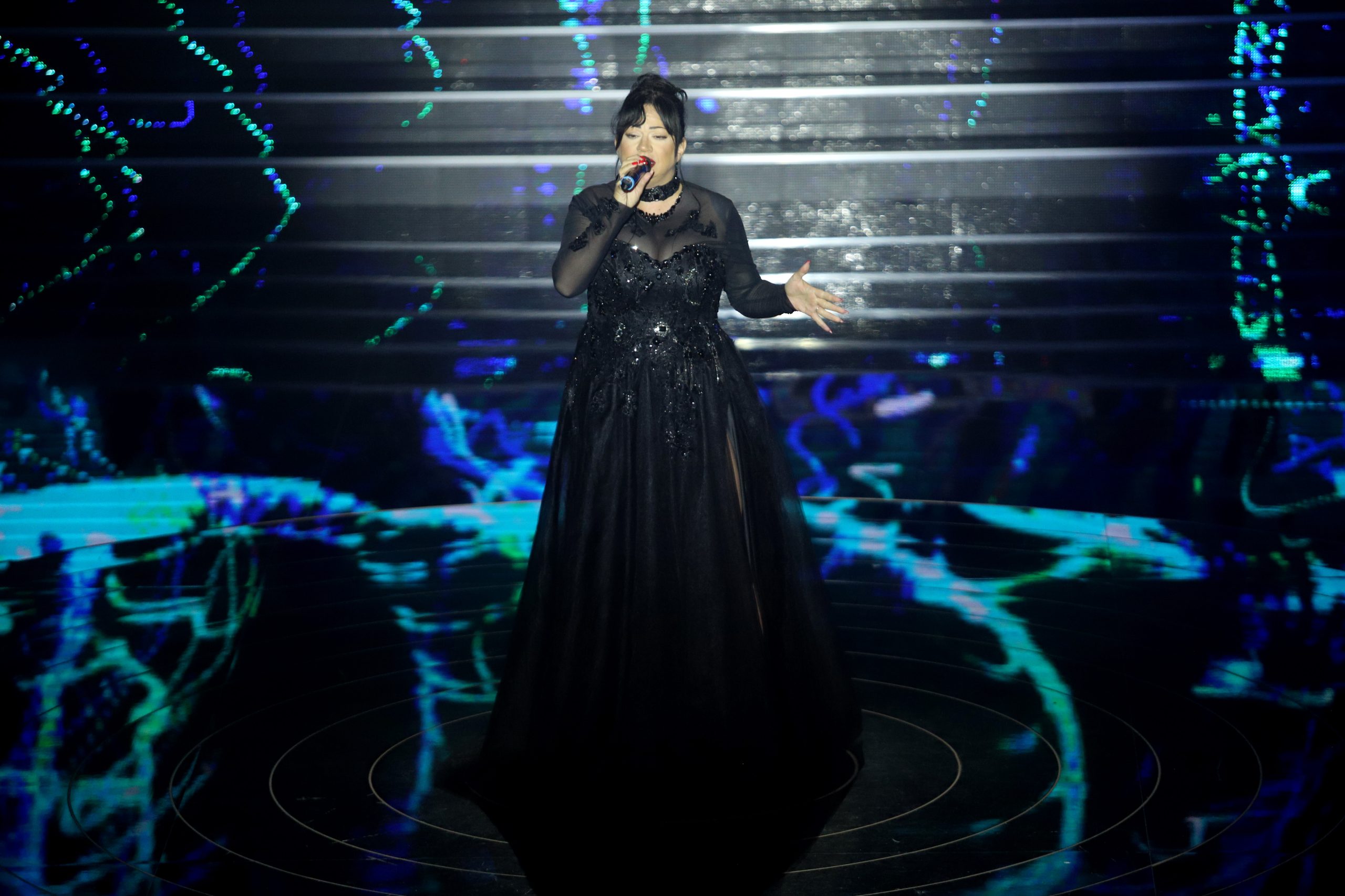 Lola Šalipur otkrila svoju najveću muzičku želju, a ime pevača sa kojim bi snimila duet mnoge će iznenaditi 5 IVANA SALIPUR LOLA FOTO MARKO 4 ok