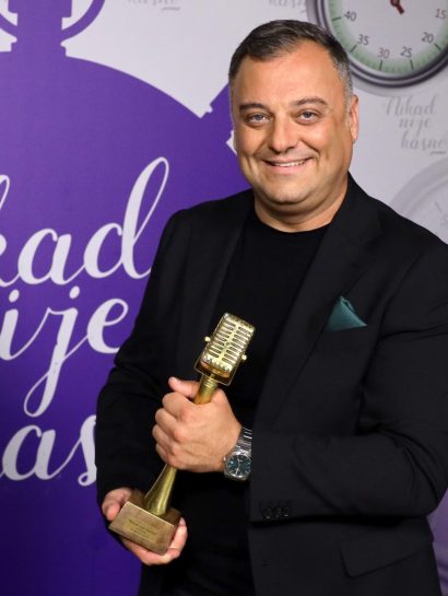 Viktor Dimitrievski je pobednik SMS glasanja "Nikad nije kasno"! 49 VIKTOR DIMITRIEVSKI 48 GOD. KUMANOVO 10 ok