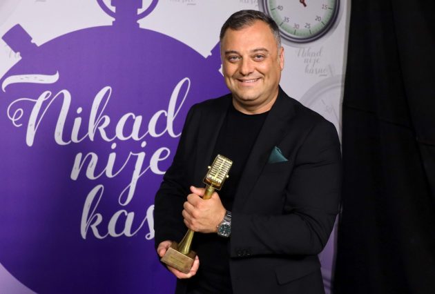 Viktor Dimitrievski je pobednik SMS glasanja "Nikad nije kasno"! 30 VIKTOR DIMITRIEVSKI 48 GOD. KUMANOVO 10 ok
