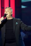 Viktor Dimitrievski u finalu otpevao pesmu koja je prvi put izvedena u istoriji takmičenja "Nikad nije kasno" 16 VIKTOR DIMITRIEVSKI FOTO ELENA 1 ok 1