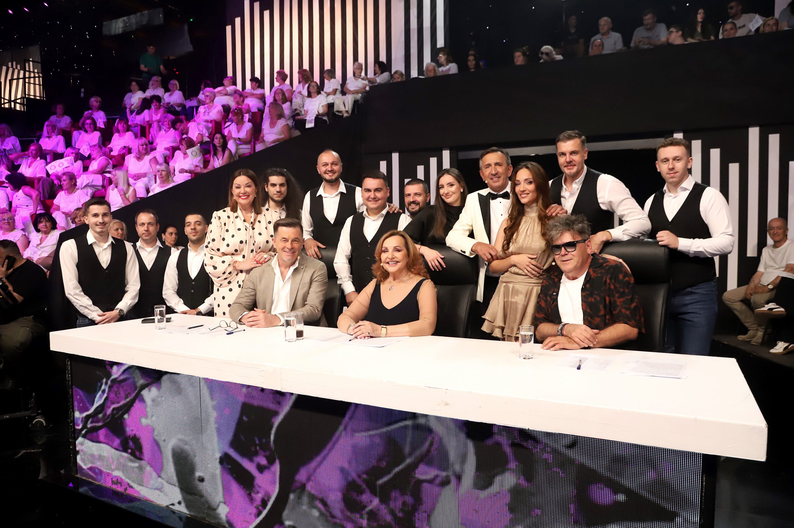 Otvorene prijave za novu sezonu "Nikad nije kasno": Evo kako možete da postanete deo popularnog šoua 7 ZIRI NNK FINALE SNIMANJE 17062026 FOTO ELENA 20 ok