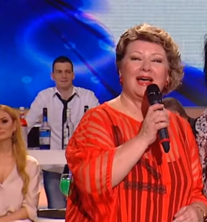 Ništa od zlatne svadbe: Pevačica se razvela posle četiri decenije braka, godinama je to prikrivala 7 goca 1