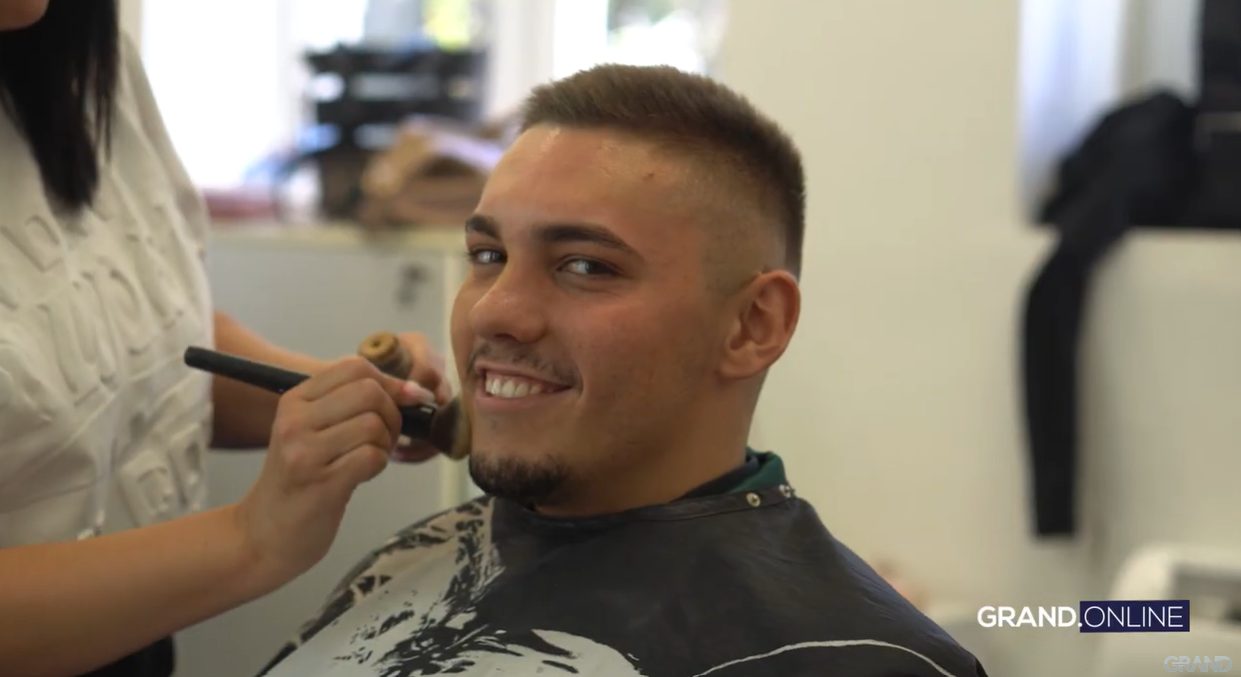 Brojimo sitno: Pogledajte šta je naša kamera zabeležila u poslednjim trenucima pre početka velikog finala "Zvezda Granda" (VIDEO) 9 image 15 13