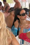 Au, kakvo izdanje! Katarina Grujić mamila poglede na plaži u Bečićima: Muškarci gledali, žene komentarisale njen skupoceni stajling (FOTO+VIDEO) 21 23116476 f4c5 458d a708 9ade89ecccb2